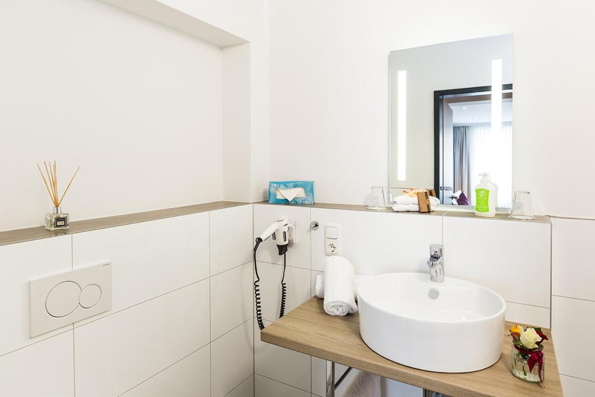Sarah 3* Heinsberg (North Rhine-Westphalia)